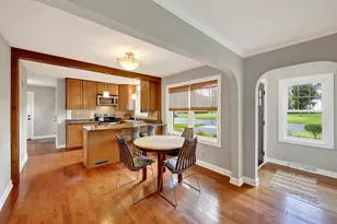 186 Hillcrest Cir, Sun Prairie, WI 53590 - Photo 9