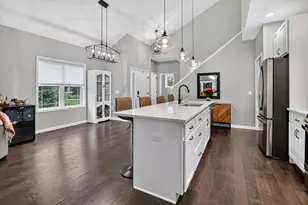 6539 Cortland Pk Dr, DeForest, WI 53532 - Photo 11