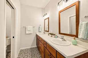 525 Fox Den Dr, Waunakee, WI 53597 - Photo 21