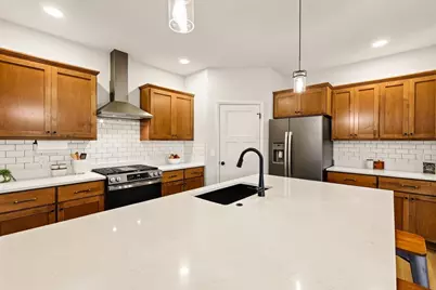 525 Fox Den Drive, Waunakee, WI 53597 - Photo 5