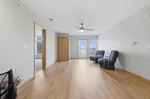 8206 Starr Grass Dr, Madison, WI 53719 - Photo 9