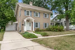 917 Emerson St, Beloit, WI 53511 - Photo 1