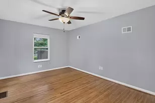 491 E Main St, Janesville, WI 53536 - Photo 7