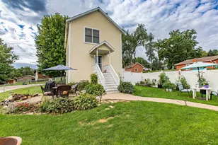 59 7th St, Mineral Point, WI 53565 - Photo 9