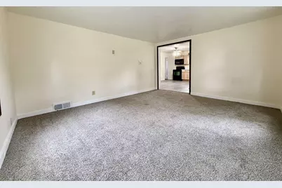 209 S Ohio Street, Prairie Du Chien, WI 53821 - Photo 5