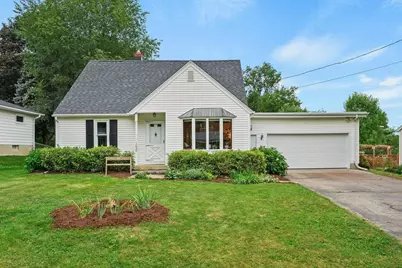 1650 Mayfield Lane, Madison, WI 53704 - Photo 1