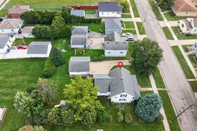 1126 W 6th Avenue, Oshkosh, WI 54902 - Photo 49