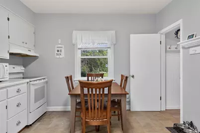 1126 W 6th Avenue, Oshkosh, WI 54902 - Photo 21