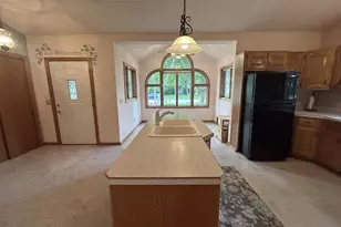 2313 Morningside Dr, Janesville, WI 53546 - Photo 9