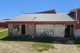 S4452 Grote Hill Rd, Reedsburg, WI 53959 - Photo 9