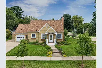 2425 7th Street, Monroe, WI 53566 - Photo 1