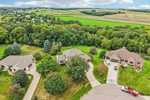 7473 Meadowrue Cir, Middleton, WI 53562 - Photo 45