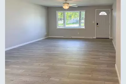 1235 E Sylvan Avenue, Appleton, WI 54915 - Photo 5