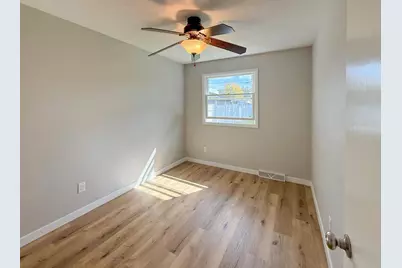 1235 E Sylvan Avenue, Appleton, WI 54915 - Photo 23