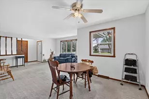906 Nicolet St, Janesville, WI 53546 - Photo 17