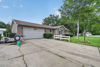 906 Nicolet Street, Janesville, WI 53546 - Photo 7