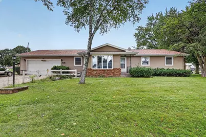 906 Nicolet Street, Janesville, WI 53546 - Photo 5