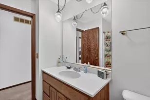 906 Nicolet St, Janesville, WI 53546 - Photo 33
