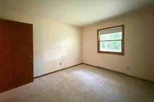 N93W25235 Crestwood Dr, Sussex, WI 53089 - Photo 23