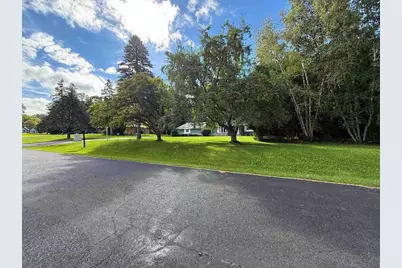 N93W25235 Crestwood Drive, Sussex, WI 53089 - Photo 3