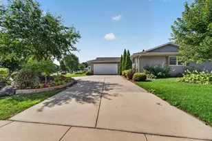 323 Santa Fe Trail, Waunakee, WI 53597 - Photo 35