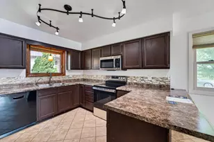 323 Santa Fe Trail, Waunakee, WI 53597 - Photo 11