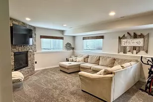 114 Clover Ln, Janesville, WI 53548 - Photo 35