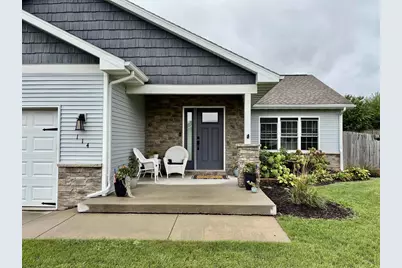114 Clover Lane, Janesville, WI 53548 - Photo 3