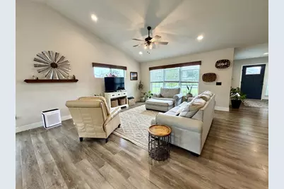 114 Clover Lane, Janesville, WI 53548 - Photo 9