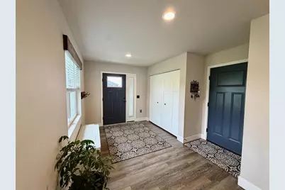 114 Clover Lane, Janesville, WI 53548 - Photo 7