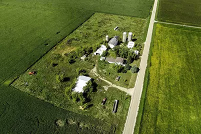 N1015 County Road Q, Markesan, WI 53946 - Photo 1