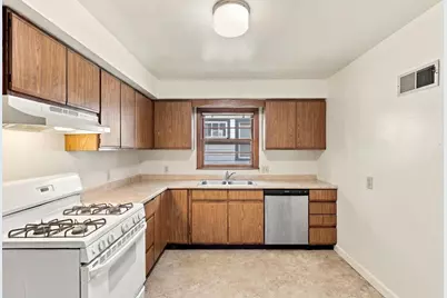 1631 Jefferson Street, Madison, WI 53711 - Photo 11