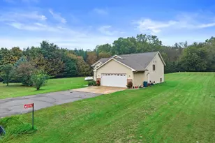 W1270 Proverbs Pass, Albany, WI 53502 - Photo 29