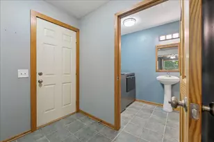 4702 Flint Ln, Madison, WI 53714 - Photo 19