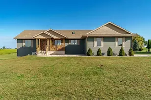 4401 W Spring Creek Rd, Beloit, WI 53511 - Photo 9