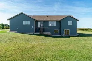 4401 W Spring Creek Rd, Beloit, WI 53511 - Photo 17