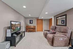 2217 Winfield Dr, Reedsburg, WI 53959 - Photo 49