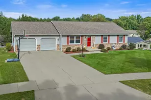 2217 Winfield Dr, Reedsburg, WI 53959 - Photo 15
