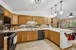 347 Starkweather Dr, Beaver Dam, WI 53916 - Photo 19