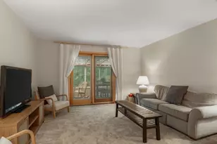 5306 Camilla Rd, Madison, WI 53716 - Photo 7