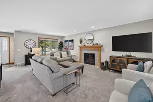 4818 Dream Ln, Madison, WI 53718 - Photo 3