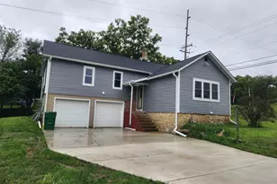 402 Lord St, Edgerton, WI 53534 - Photo 1