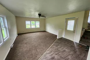 402 Lord St, Edgerton, WI 53534 - Photo 3