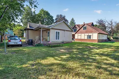 737 W Grand Avenue, Beloit, WI 53511 - Photo 27