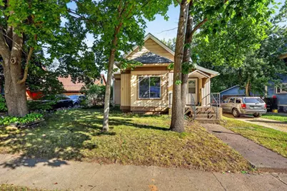 737 W Grand Avenue, Beloit, WI 53511 - Photo 25