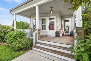 118 Clark St, Cottage Grove, WI 53527 - Photo 3