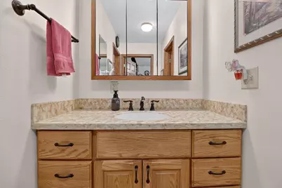 825 W Happy Hollow Road, Janesville, WI 53546 - Photo 11
