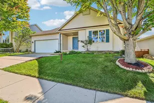 6905 Buckhorn Dr, Madison, WI 53718 - Photo 1