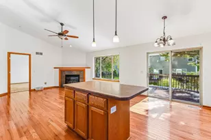 6905 Buckhorn Dr, Madison, WI 53718 - Photo 9
