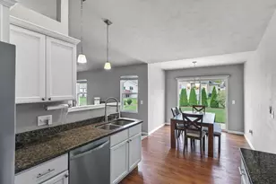 2102 Carl Ave, Stoughton, WI 53589 - Photo 23